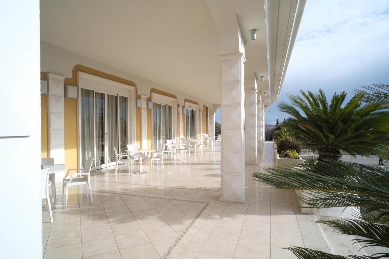 Hotel Concorde Sant'Egidio alla Vibrata Екстер'єр фото