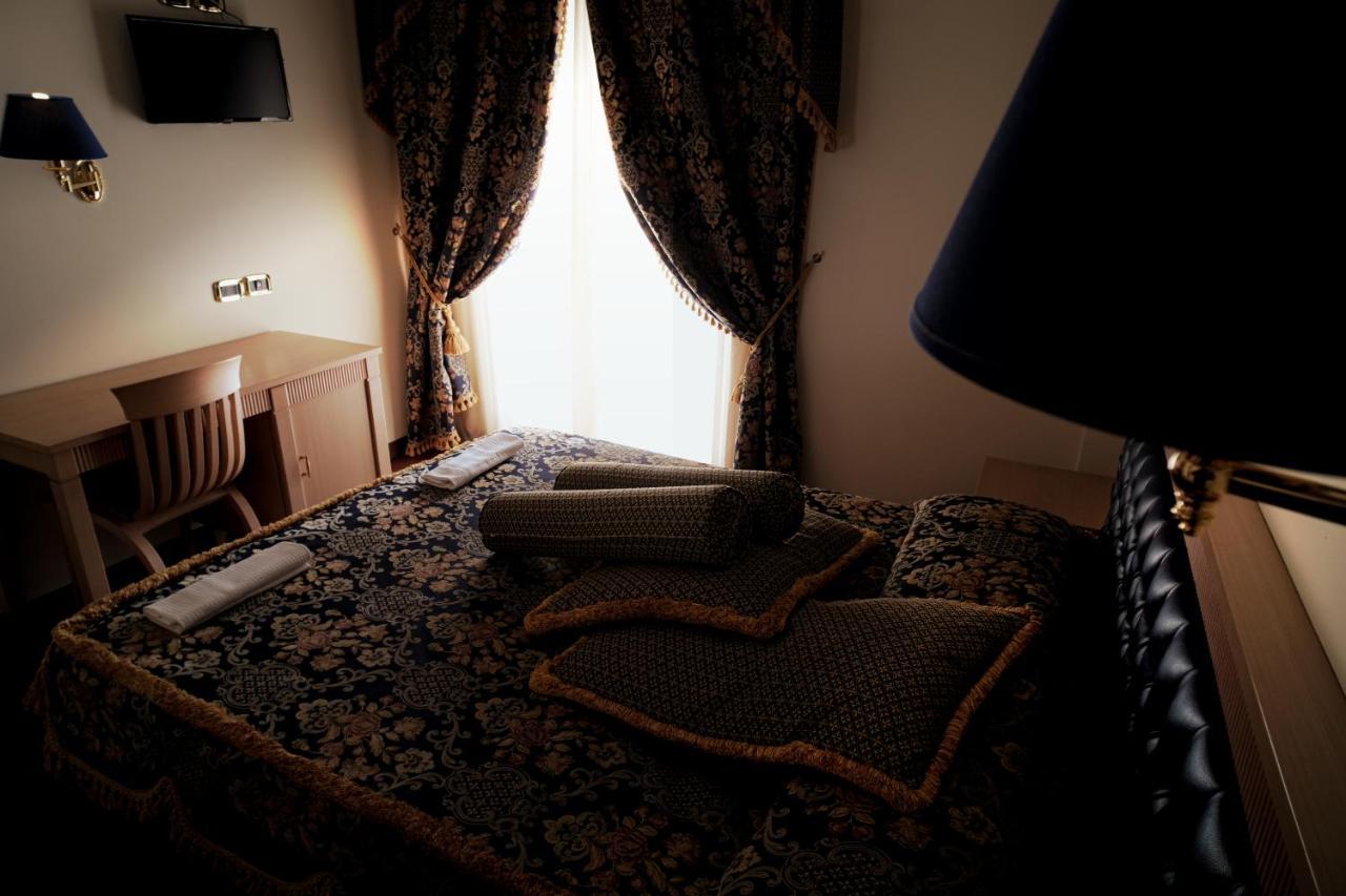Hotel Concorde Sant'Egidio alla Vibrata Екстер'єр фото